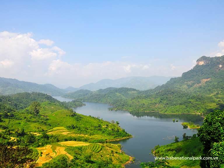 Visite le parc National Ba Be 